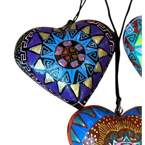 Set of 5 Handmade Alebrije Hearts Wood Mini Hanging Ornaments 1.5” - Picture 6 of 12